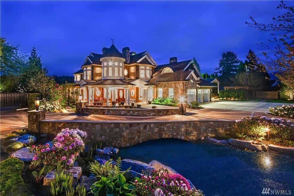 #11. 18884 SE 42nd St, Issaquah